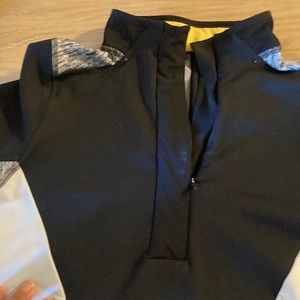 Champion women's exercise sweatshirt  Size S